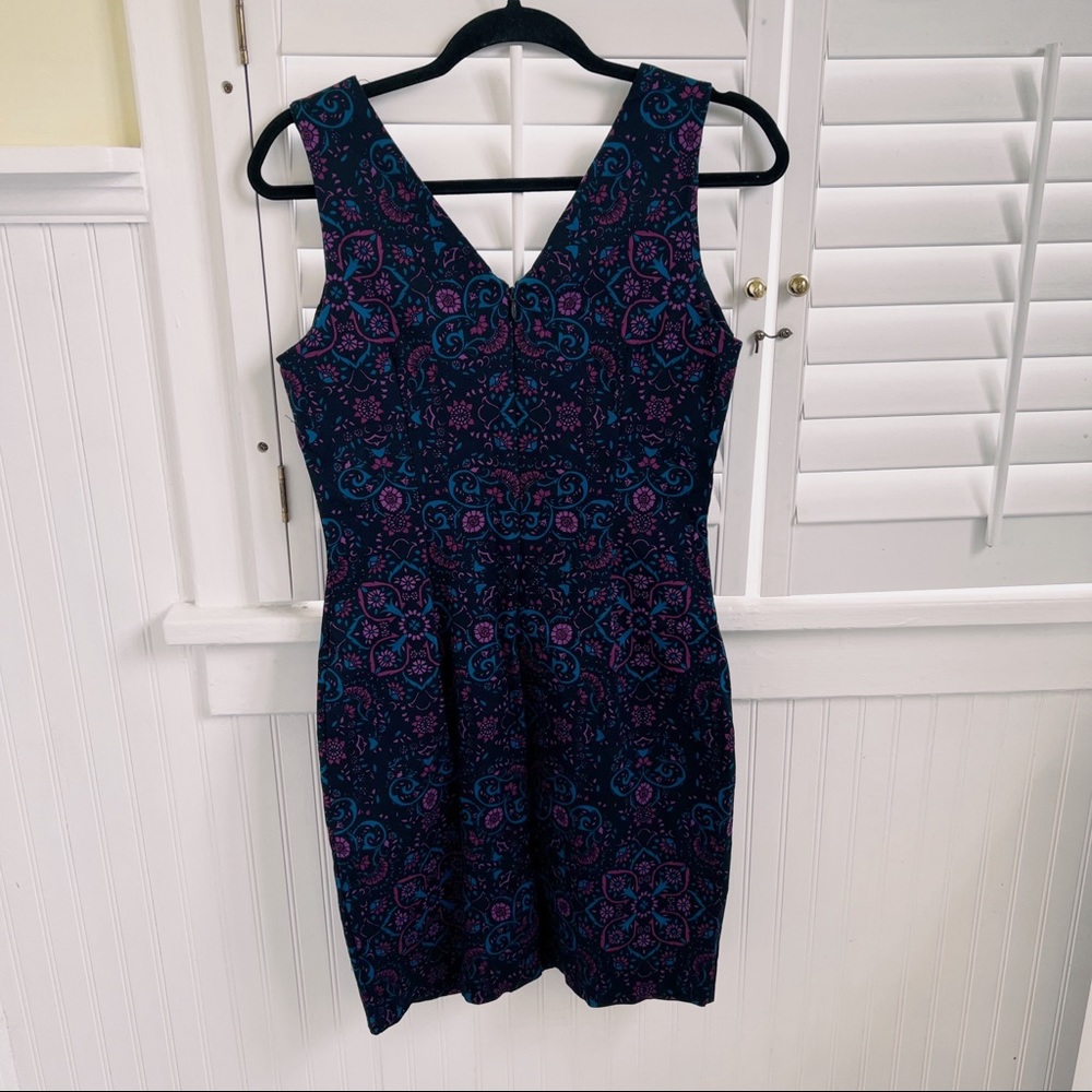 Banana Republic Navy Blue Floral Print Sleeveless Sheath Dress Size 6